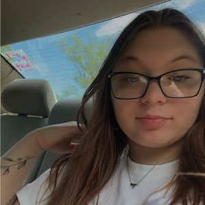 Meet your Posher, Savannah